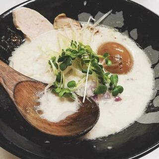 鶏白湯らーめん ぼっこ志_0