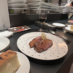 欧州料理 VIVI 栄 - あいち鴨肉のコンフィ