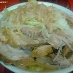 ラーメン二郎 - 小ラーメン豚入り 「ニンニクアブラカラメ」(750円) 2013/01