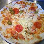 CONA - ランチピザ：激辛メキシカン、この緑のは…？