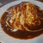 ア・ガルトン・クラブ - こちらの一番の売りであるふわふわオムライス。見た目も味もまさに万人が「好きっ！」っと言ってしまうと信じています＾＾