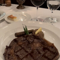 AKARENGA STEAK HOUSE - ステーキ