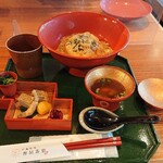 京都御苑 檜垣茶寮 - 京湯葉丼。