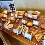 ブーランジェリー 匠 - 店内①