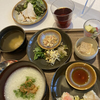 モダンチャイニーズブラッセリ― HALOW - 