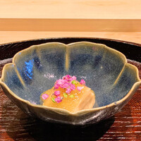 日本料理 研野 - ①仕掛けいっぱいのビックリ胡桃豆腐　