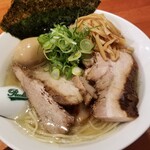 麺屋 六感堂 - 櫻井式 鯵煮干中華そば 肉増し しお