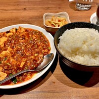 四川料理 龍の子 - 