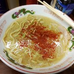 ラーメン二郎 - 一味投入