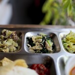 スパイスキッチン ムーナ - 副菜は和のお味
