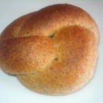 ベッカライ ビオブロート - クノーテン（140円）