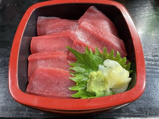 h Kanda Sushi - 鉄火丼