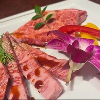 黒毛和牛焼肉 虎斑 北新地店 - 