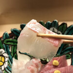 赤坂 菊乃井 - 昼懐石１３３１０円。向付、平目の肝巻き。蒸して炊いた平目の肝が、平目の旨味、甘みを引き出して、とーっても美味しくいただきました（╹◡╹）（╹◡╹）