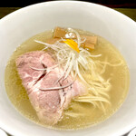 麵屋 食べいろ - 料理写真:塩ラーメン　細麺　750円。