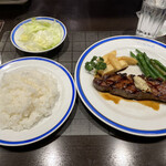 ル・モンド 新宿店 - サーロインステーキ定食 ¥1,300
