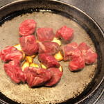 肉屋の正直な食堂 - 