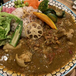 At.Spices - 気まぐれカレー　本日レンコンとチキンのカレー