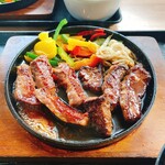 美味しいお肉の店 やまの - 