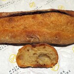 MAISON LANDEMAINE  - クラムはもう少し白いです