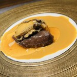 仁修樓 - ◎鮑と干しなまこの煮物は格別に美味い。