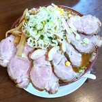 隠れ家麺屋 長太 - 味噌チャーシュー(麺大盛)