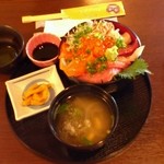 Washokudokoro Fukurou - 六色丼