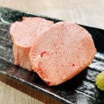 Black Birch Beef “Ton no Ichiban” <1 serving from 1 head>