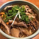 足柄古道万葉うどん - きのこうどん(大盛り(季節のうどん・平日限定))