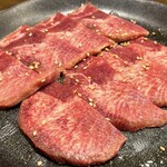 Nomikuidokoro Shichirinyaki Jinya - 牛タン