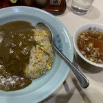 Kouka Hanten - カレー炒飯とスープ、炒飯3時の方向