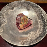 ろっかん - 鰹の焼き〆 発酵胃袋とレモン