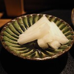 薪鳥新神戸 - 大根の甘酢漬け
