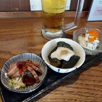 炭や吟蔵 - おばんざい三種盛りと生ビール