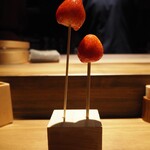 薪鳥新神戸 - 苺の果実飴