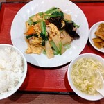 Tentengyouza - 天天餃子５個定食(豚肉とキクラゲの玉子炒め)！