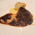 ニシデリア - 牛ほほ肉の赤ワイン煮込み