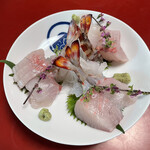 花月 - お造り　鯛、ヒラス、車海老