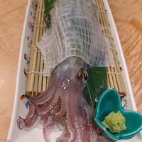 対馬のどぐろとイカ活き造り 博多 魚蔵 都ホテル店 - 