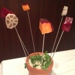 Convivio - れんこん、ビーツ、紫人参