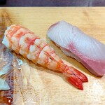 Yoroi Sushi - えび、ぶり