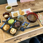 食堂 もちやかた - もち定食