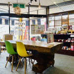 食堂 もちやかた - 内観