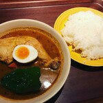 べいらっきょ -  チキンカレー