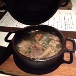 本町金六 - ココットの鋳物は、山形で作られたもの。