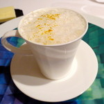 レストラン・モリエール - オマール海老のビスク カレー風味