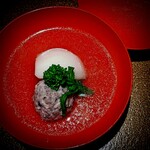 日本料理FUJI - 朝捕れ鰯のつみれと蕪　レアな中身をほぐしながら堪能いたしました。