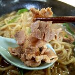 なしかラーメン - 親鶏の歯ごたえ