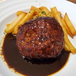 りべるた食堂 - 肉汁あふれるハンバーグ