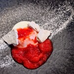 La Brianza - パンナコッタのミルキーさとなぜか感じられるナッツ感が好き